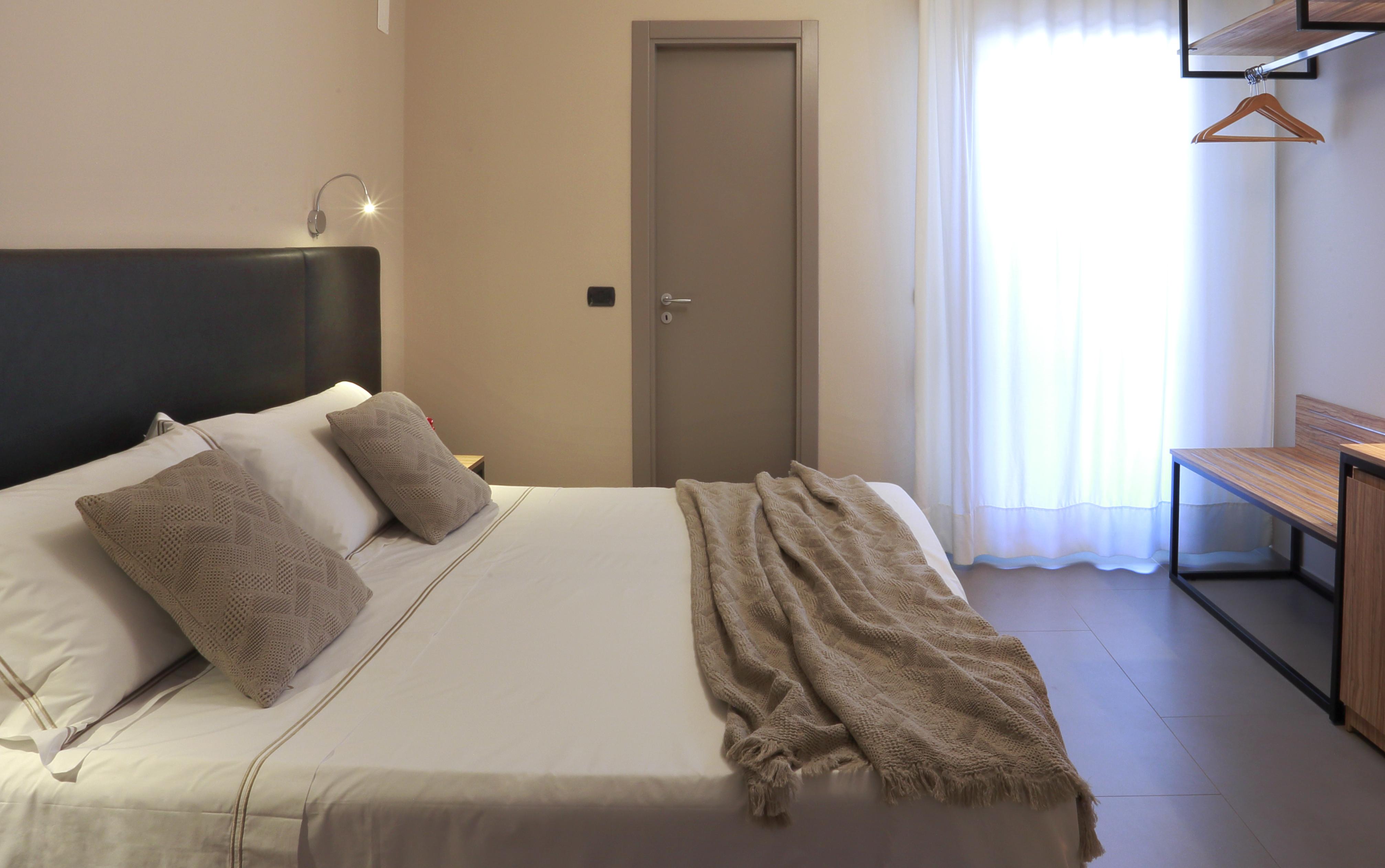Hotel Aloisi Lecce Exterior photo