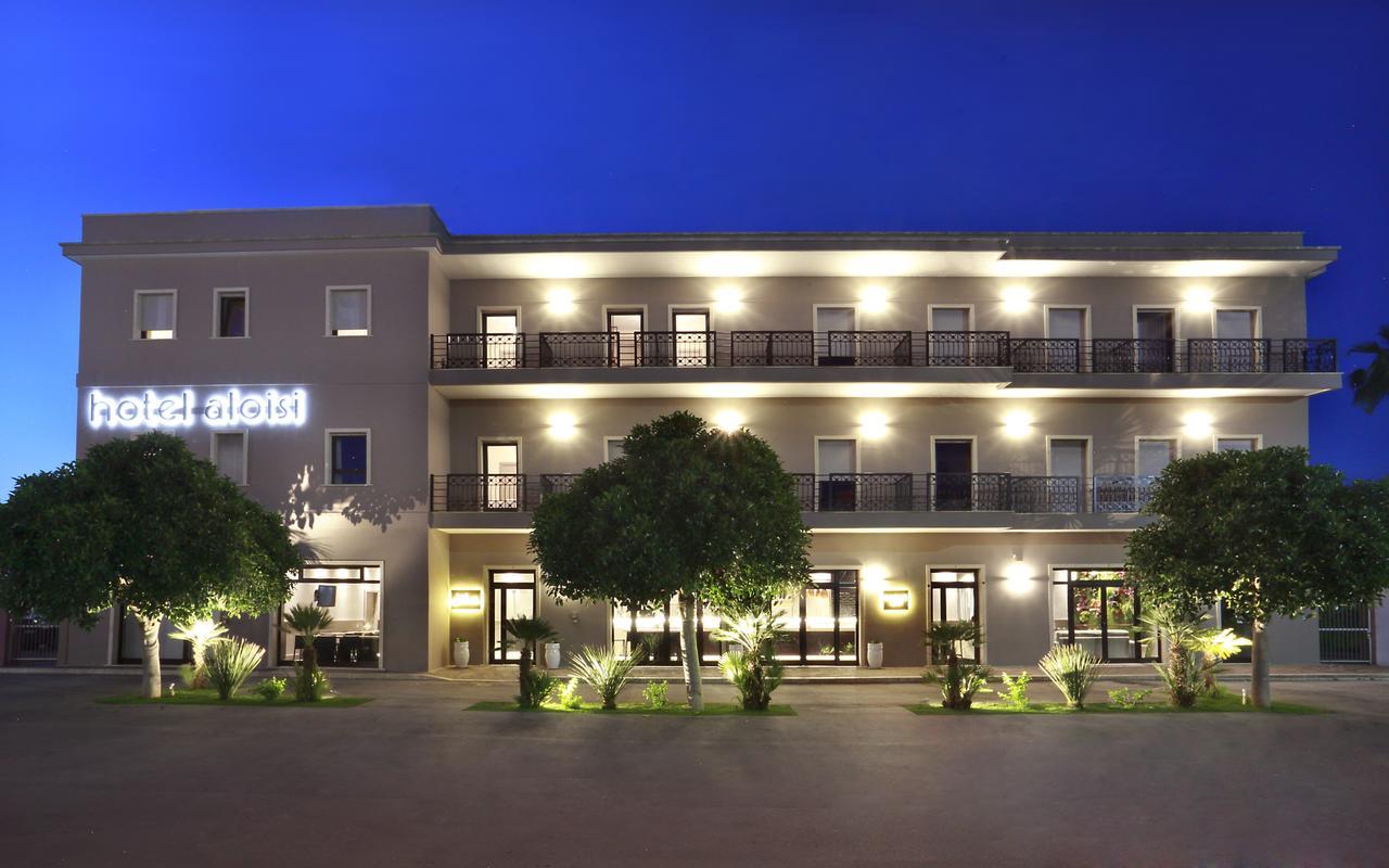 Hotel Aloisi Lecce Exterior photo